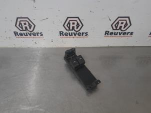 Gebruikte Combischakelaar ramen Volkswagen Golf IV (1J1) 1.9 TDI 110 Prijs € 15,00 Margeregeling aangeboden door Autorecycling Reuvers B.V.