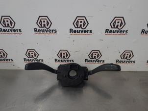 Gebruikte Combischakelaar Stuurkolom Volkswagen Polo IV (9N1/2/3) 1.9 SDI Prijs € 25,00 Margeregeling aangeboden door Autorecycling Reuvers B.V.