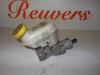 Hoofdremcilinder van een Chrysler PT Cruiser 2.0 16V 2001