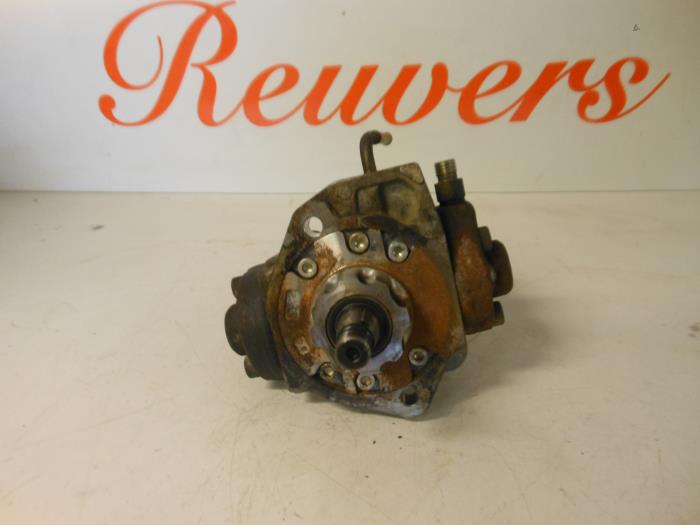 Gebruikte Hogedrukpomp Nissan Almera (N16) 2.2 Di 16V Prijs € 75,00 Margeregeling aangeboden door Autorecycling Reuvers B.V.