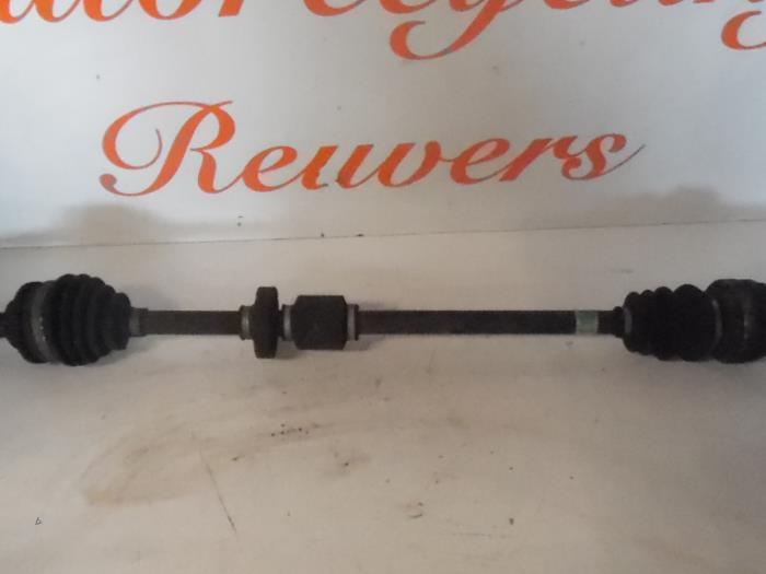 Gebruikte Aandrijfas rechts-voor Chevrolet Lacetti (KLAN) 1.4 16V Prijs € 50,00 Margeregeling aangeboden door Autorecycling Reuvers B.V.