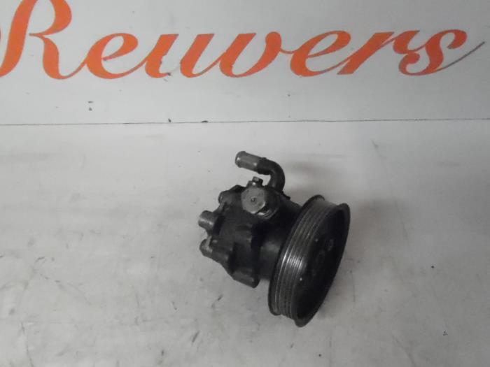 Gebruikte Servopomp Audi A3 (8L1) 1.8 20V Prijs € 40,00 Margeregeling aangeboden door Autorecycling Reuvers B.V.