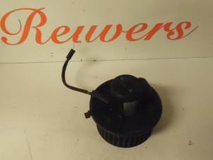 Gebruikte Blower Volkswagen Transporter/Caravelle T4 1.9 TD Caravelle Prijs € 35,00 Margeregeling aangeboden door Autorecycling Reuvers B.V.