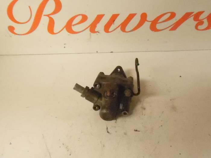 Gebruikte Servopomp Audi A4 (B5) 1.6 Prijs € 40,00 Margeregeling aangeboden door Autorecycling Reuvers B.V.
