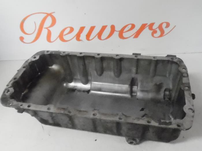 Gebruikte Carterpan Peugeot 307 Break (3E) 2.0 HDi 110 FAP Prijs € 50,00 Margeregeling aangeboden door Autorecycling Reuvers B.V.