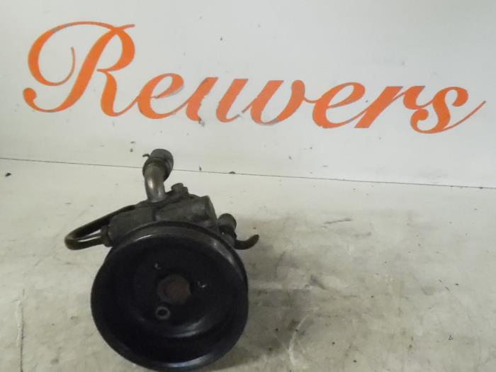 Gebruikte Servopomp Seat Leon (1M1) 1.8 20V Turbo Prijs € 50,00 Margeregeling aangeboden door Autorecycling Reuvers B.V.