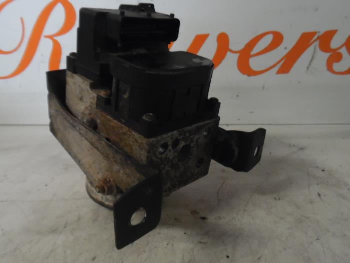 ABS Computer van een Smart Fortwo Coupé (450.3) 0.7 2003