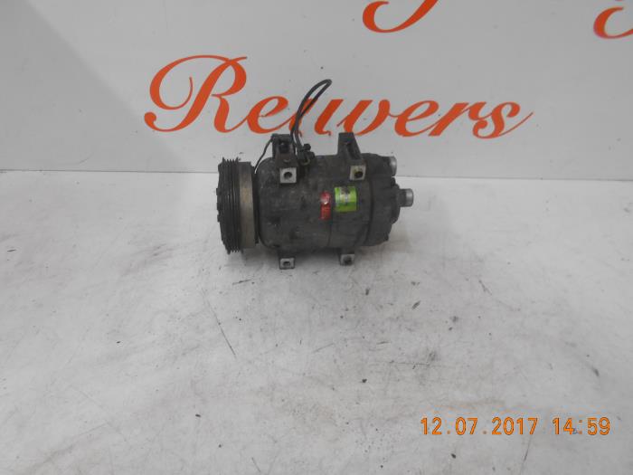 Gebruikte Pomp Airco Audi A4 Avant (B5) 2.6 V6 Prijs € 50,00 Margeregeling aangeboden door Autorecycling Reuvers B.V.