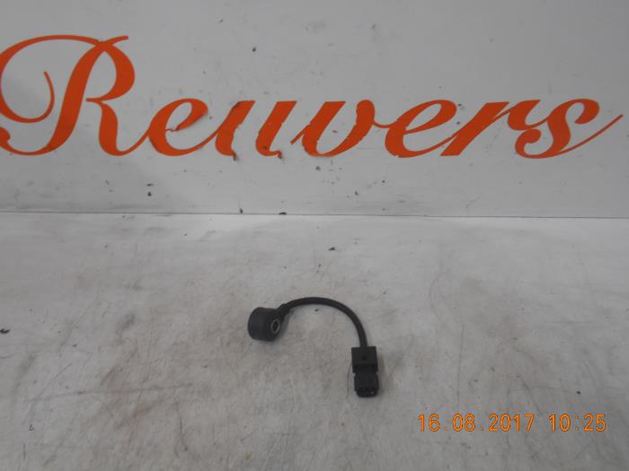 Pingelsensor van een Subaru Forester (SG) 2.0 16V X 2006
