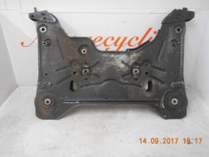 Gebruikte Subframe Renault Espace (JK) 2.2 dCi 150 16V Grand Espace Prijs € 100,00 Margeregeling aangeboden door Autorecycling Reuvers B.V.