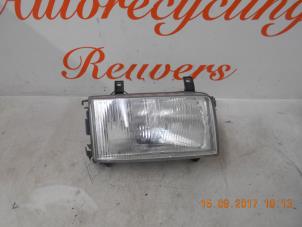 Gebruikte Koplamp links Volkswagen Transporter/Caravelle T4 1.9 TD Caravelle Prijs € 25,00 Margeregeling aangeboden door Autorecycling Reuvers B.V.