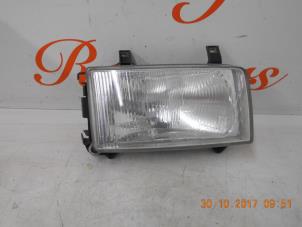 Gebruikte Rechter Koplamp Volkswagen Transporter/Caravelle T4 1.9 TD Caravelle Prijs € 25,00 Margeregeling aangeboden door Autorecycling Reuvers B.V.