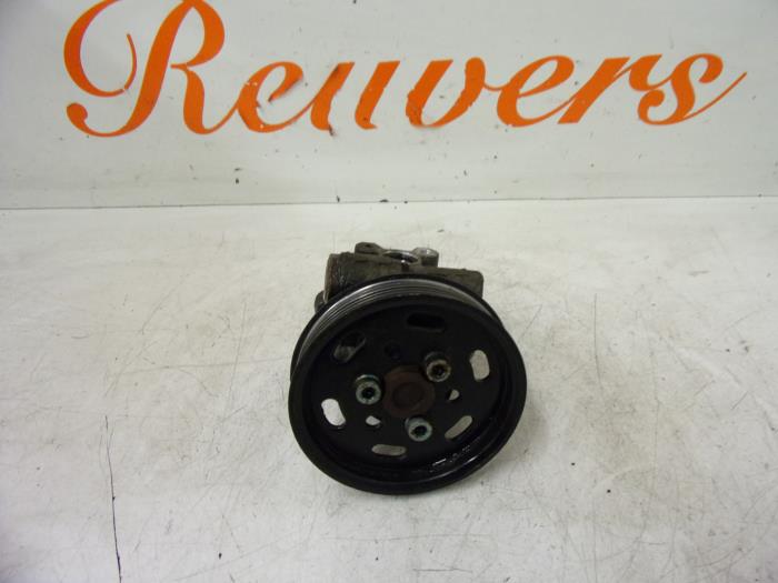 Gebruikte Servopomp Audi A3 (8L1) 1.6 Prijs € 30,00 Margeregeling aangeboden door Autorecycling Reuvers B.V.