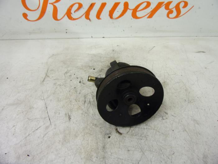 Gebruikte Servopomp Opel Vectra B (36) 1.6 16V Ecotec Prijs € 35,00 Margeregeling aangeboden door Autorecycling Reuvers B.V.