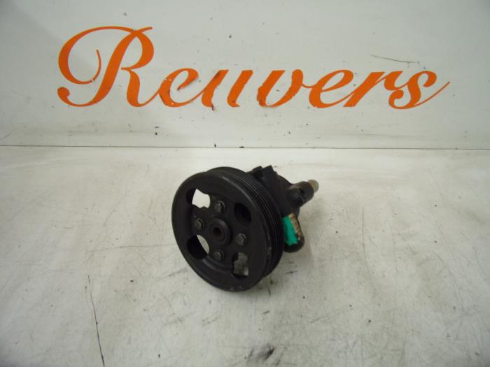 Gebruikte Stuurpomp Renault Laguna II Grandtour (KG) 3.0 V6 24V Prijs € 85,00 Margeregeling aangeboden door Autorecycling Reuvers B.V.