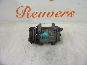 Gebruikte Aircopomp Renault Laguna I Grandtour (K56) 2.2D 12V Prijs € 50,00 Margeregeling aangeboden door Autorecycling Reuvers B.V.