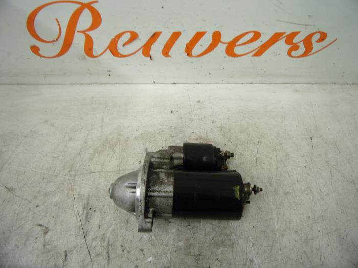 Gebruikte Startmotor Volkswagen Passat (3B2) 1.8 20V Prijs € 40,00 Margeregeling aangeboden door Autorecycling Reuvers B.V.