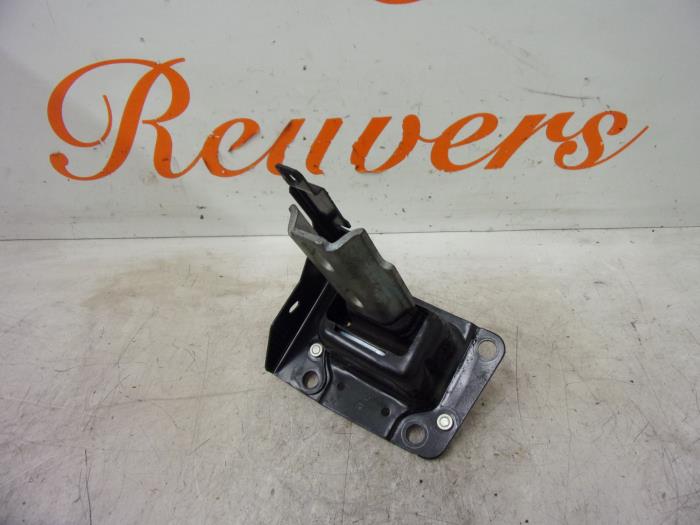 Gebruikte Motorsteun Citroen C2 (JM) 1.1 Prijs € 20,00 Margeregeling aangeboden door Autorecycling Reuvers B.V.