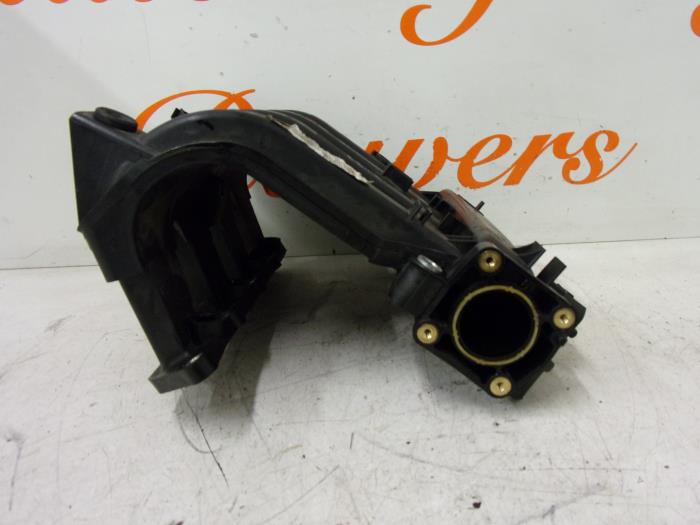 Inlaatspruitstuk van een Dacia Sandero I (BS) 1.2 16V 2009