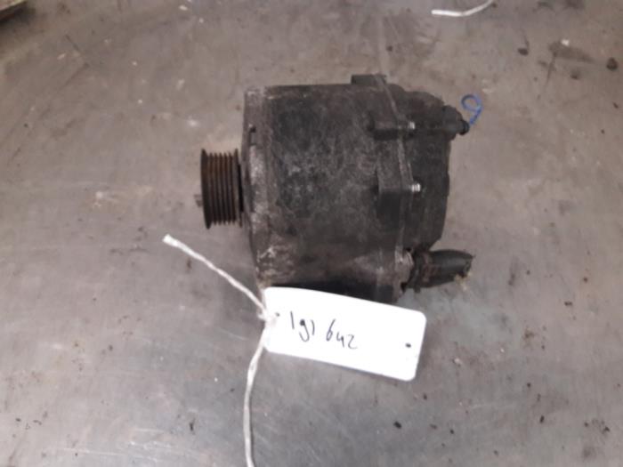 Gebruikte Dynamo Audi A8 (D3) 4.0 TDI V8 32V Lang Quattro Prijs € 40,00 Margeregeling aangeboden door Autosloopbedrijf Jan Pronk B.V.