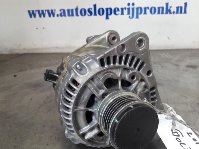 Gebruikte Dynamo Volkswagen Golf V (1K1) 1.9 TDI Prijs € 50,00 Margeregeling aangeboden door Autosloopbedrijf Jan Pronk B.V.