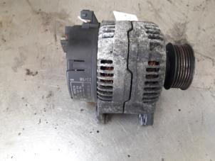 Gebruikte Dynamo Volkswagen Transporter/Caravelle T4 2.4 D Prijs € 50,00 Margeregeling aangeboden door Autosloopbedrijf Jan Pronk B.V.