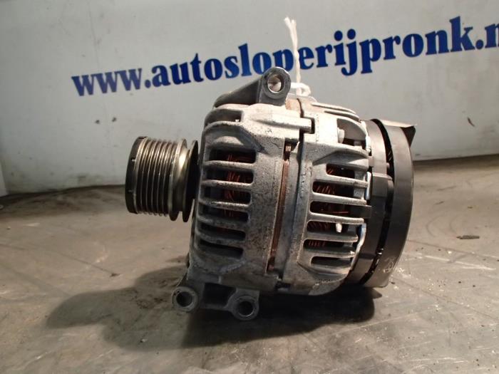 Dynamo van een Renault Scénic I (JA) 1.6 16V 2000