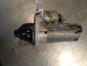 Gebruikte Startmotor Renault Modus/Grand Modus (JP) 1.6 16V Prijs € 50,00 Margeregeling aangeboden door Autosloopbedrijf Jan Pronk B.V.