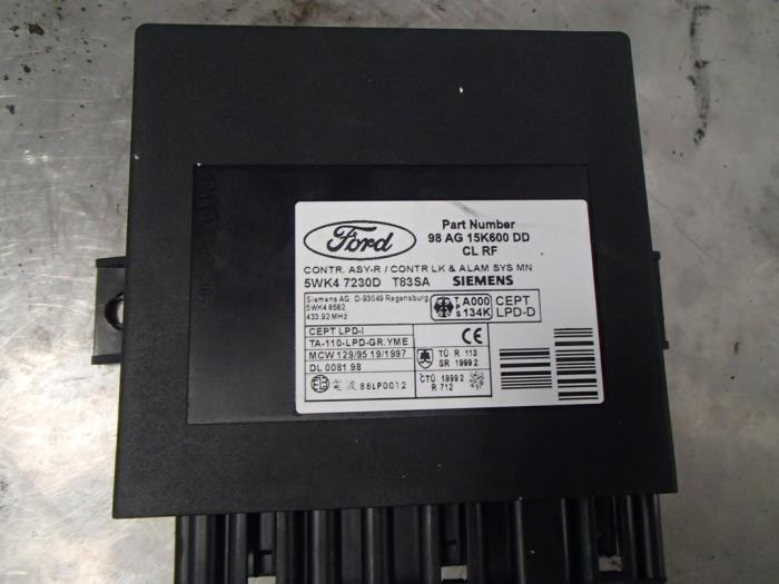 Gebruikte Comfort Module Ford Focus 1 1.8 TDdi Prijs € 30,00 Margeregeling aangeboden door Autosloopbedrijf Jan Pronk B.V.