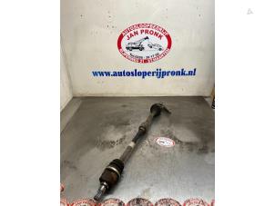 Gebruikte Homokineetas rechts-voor Hyundai i30 Crosswagon (WWH) 1.6 CVVT 16V Prijs € 40,00 Margeregeling aangeboden door Autosloopbedrijf Jan Pronk B.V.