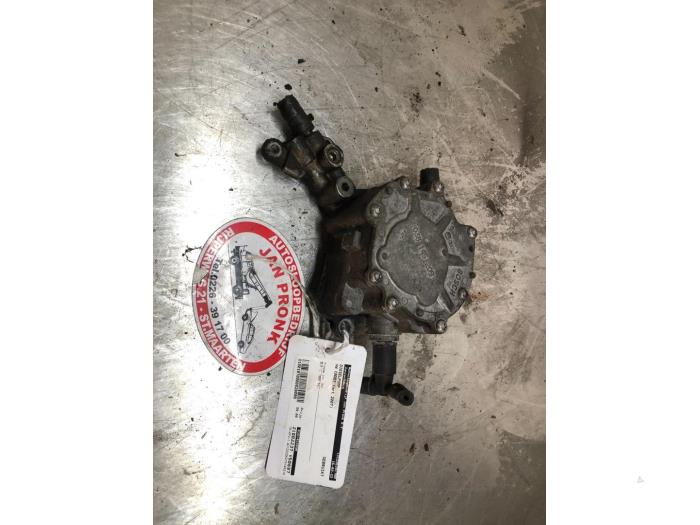 Gebruikte Dieselpomp Volkswagen Caddy III (2KA,2KH,2CA,2CH) 1.9 TDI Prijs € 50,00 Margeregeling aangeboden door Autosloopbedrijf Jan Pronk B.V.