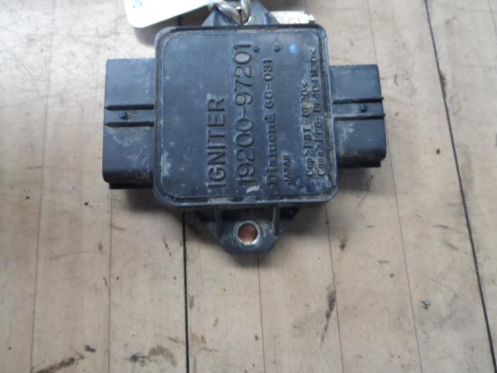 Gebruikte Module ontsteking Daihatsu Cuore (L251/271/276) 1.0 12V DVVT Prijs € 25,00 Margeregeling aangeboden door Autosloopbedrijf Jan Pronk B.V.