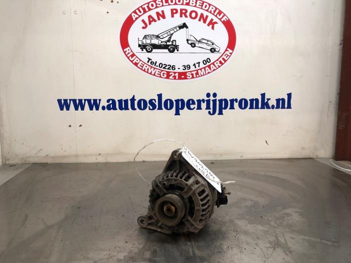 Gebruikte Dynamo Toyota Corolla (E12) 1.6 16V VVT-i Prijs € 50,00 Margeregeling aangeboden door Autosloopbedrijf Jan Pronk B.V.