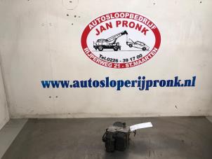 Gebruikte ABS Pomp Volvo S40 (VS) 2.0 16V Prijs € 50,00 Margeregeling aangeboden door Autosloopbedrijf Jan Pronk B.V.