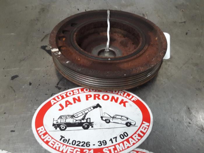 Gebruikte Krukas Poelie Renault Scénic II (JM) 1.6 16V Prijs € 25,00 Margeregeling aangeboden door Autosloopbedrijf Jan Pronk B.V.