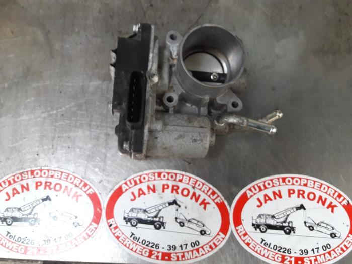 Gebruikte Gasklephuis Mitsubishi ASX 1.6 MIVEC 16V 4x4 Prijs € 50,00 Margeregeling aangeboden door Autosloopbedrijf Jan Pronk B.V.