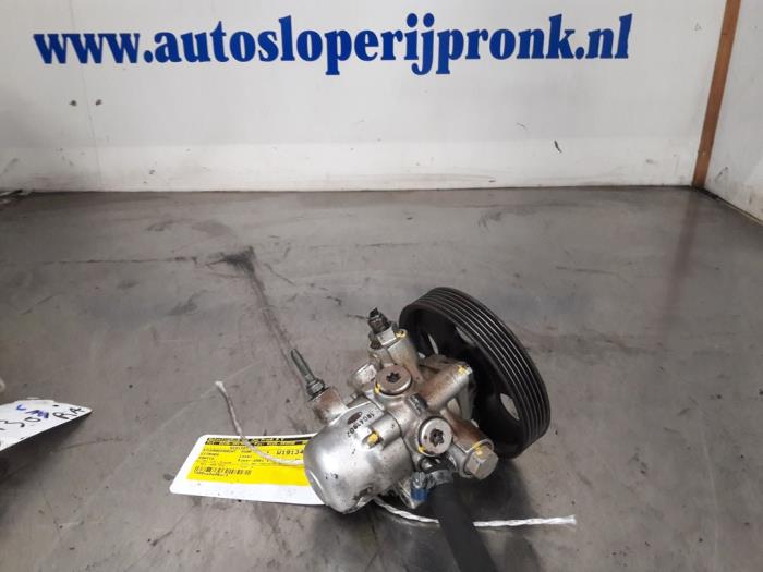 Gebruikte Stuurpomp Citroen Xantia (X1/2) 2.0i 16V Prijs € 50,00 Margeregeling aangeboden door Autosloopbedrijf Jan Pronk B.V.