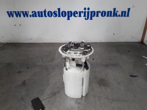 Gebruikte Tank element Pomp Renault Megane III Berline (BZ) 1.6 16V Prijs € 80,00 Margeregeling aangeboden door Autosloopbedrijf Jan Pronk B.V.