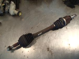 Gebruikte Cardanas links-voor (VWA) Renault Modus/Grand Modus (JP) 1.6 16V Prijs € 40,00 Margeregeling aangeboden door Autosloopbedrijf Jan Pronk B.V.