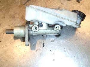 Gebruikte Hoofdremcilinder Ford Focus 2 Wagon 1.6 TDCi 16V 90 Prijs € 75,00 Margeregeling aangeboden door Autosloopbedrijf Jan Pronk B.V.