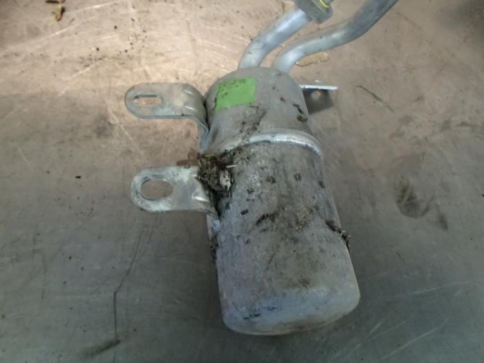 Gebruikte Airco Droger Volvo V50 Prijs € 35,00 Margeregeling aangeboden door Autosloopbedrijf Jan Pronk B.V.