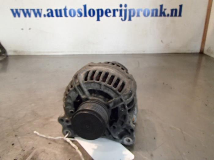 Gebruikte Dynamo Ford Galaxy (WGR) 1.9 TDI Prijs € 45,00 Margeregeling aangeboden door Autosloopbedrijf Jan Pronk B.V.