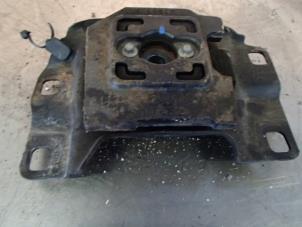 Gebruikte Motorsteun Volvo V50 Prijs € 35,00 Margeregeling aangeboden door Autosloopbedrijf Jan Pronk B.V.