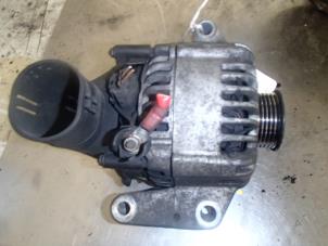 Gebruikte Dynamo Ford Mondeo III Wagon 2.0 TDCi 130 16V Prijs € 75,00 Margeregeling aangeboden door Autosloopbedrijf Jan Pronk B.V.