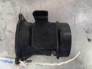 Gebruikte Luchtmassameter Audi A6 Avant Quattro (C5) 2.4 V6 30V Prijs € 40,00 Margeregeling aangeboden door Autosloopbedrijf Jan Pronk B.V.
