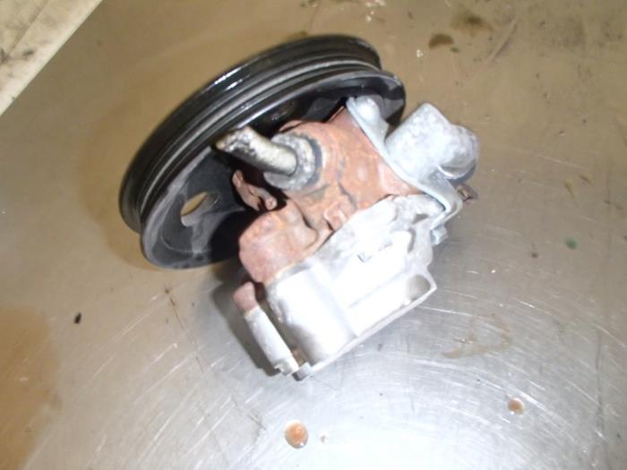 Begagnade Gasklephuis Chrysler PT Cruiser 2.0 16V Pris € 50,00 Marginaltabell erbjuds av Autosloopbedrijf Jan Pronk B.V.