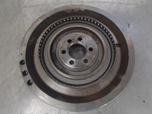 Gebruikte Vliegwiel Skoda Fabia II Combi 1.2i 12V Prijs € 75,00 Margeregeling aangeboden door Autosloopbedrijf Jan Pronk B.V.