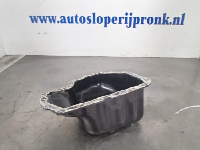 Gebruikte Carterpan Skoda Fabia II Combi 1.2i 12V Prijs € 35,00 Margeregeling aangeboden door Autosloopbedrijf Jan Pronk B.V.