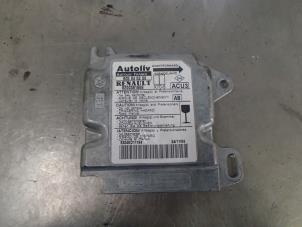 Gebruikte Airbag Module Renault Master II (FD/HD) 2.5 dCi 16V Prijs € 75,00 Margeregeling aangeboden door Autosloopbedrijf Jan Pronk B.V.