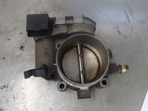 Gebruikte Gasklephuis Renault Laguna II Grandtour (KG) 3.0 V6 24V Prijs € 50,00 Margeregeling aangeboden door Autosloopbedrijf Jan Pronk B.V.